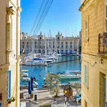 Lovely Traditional 4br Townhouse In Charming By 360 Estates Διαμέρισμα Senglea