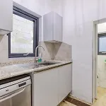 Lovely Traditional 4br Townhouse In Charming By 360 Estates Διαμέρισμα *