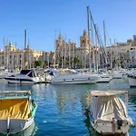 Lovely Traditional 4br Townhouse In Charming By 360 Estates Διαμέρισμα Senglea