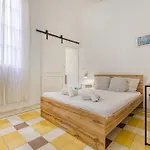 Διαμέρισμα Lovely Traditional 4br Townhouse In Charming By 360 Estates