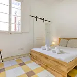 Διαμέρισμα Lovely Traditional 4br Townhouse In Charming By 360 Estates *