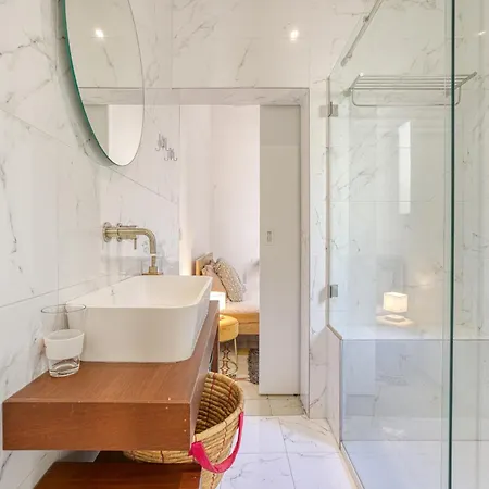 Lovely Traditional 4br Townhouse In Charming By 360 Estates Appartement