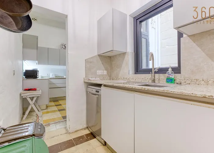 Lovely Traditional 4br Townhouse In Charming By 360 Estates * Senglea