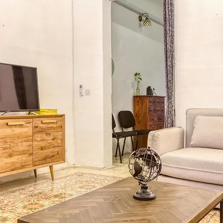 Apartment Lovely Traditional 4br Townhouse In Charming By 360 Estates Senglea