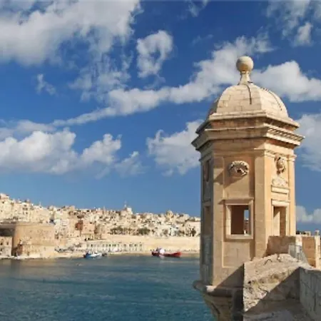 Lovely Traditional 4br Townhouse In Charming By 360 Estates * Senglea