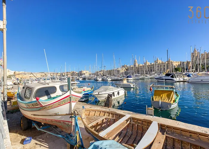 Lovely Traditional 4br Townhouse In Charming By 360 Estates * Senglea