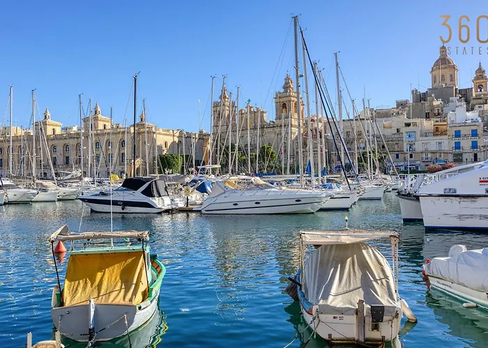 Lovely Traditional 4br Townhouse In Charming By 360 Estates Apartment Senglea