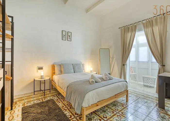 Lovely Traditional 4br Townhouse In Charming By 360 Estates * Senglea